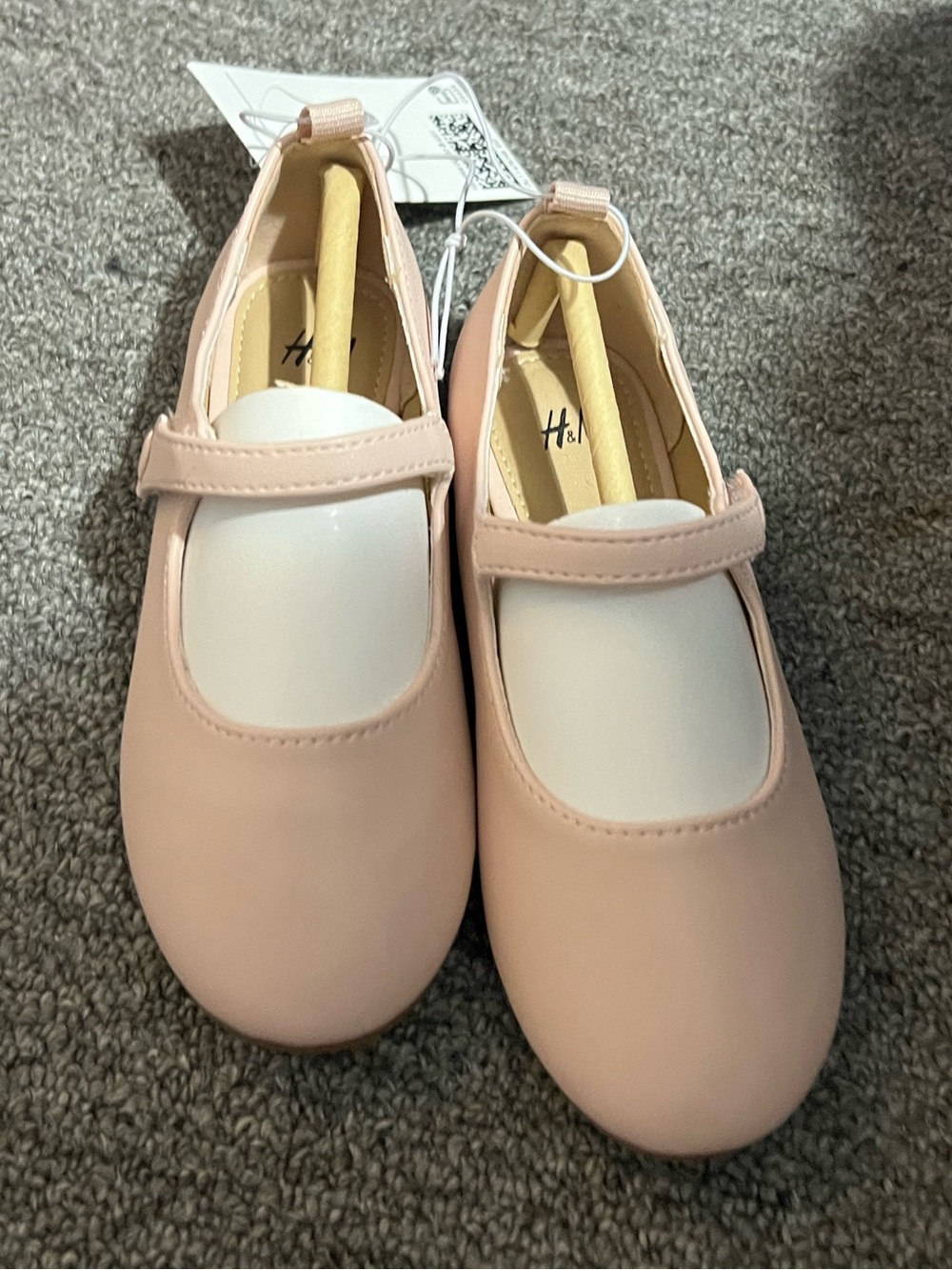 H&M Girls' Pink Mary Jane Shoes Size 8.5 NWT - Picture 3 of 4